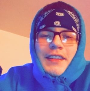 Meet your Posher, Deric